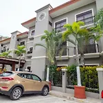 Luxury Pool View Beach Access - M16