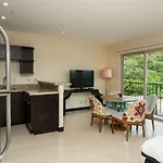 Marina Papagayo Suites