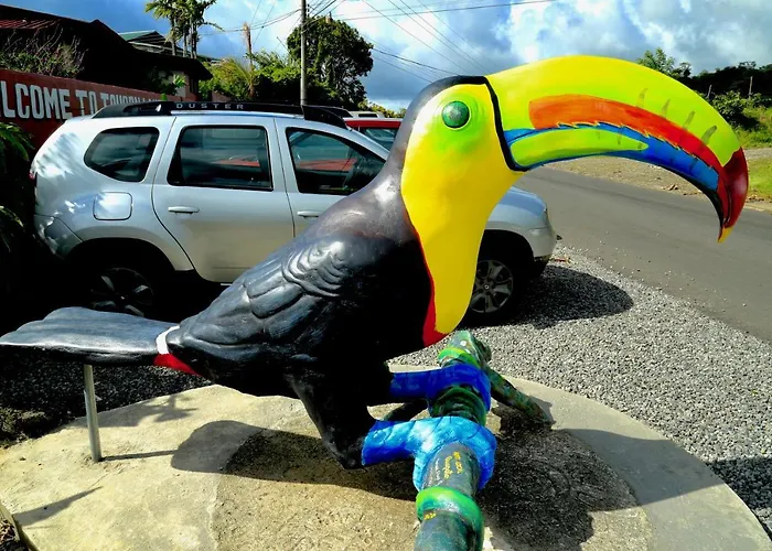 Toucan Lane Hotel And Restaurant