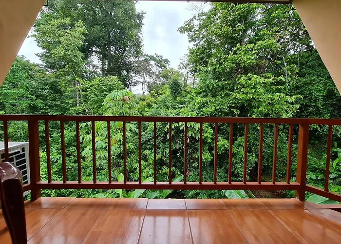 Ceiba Lodge