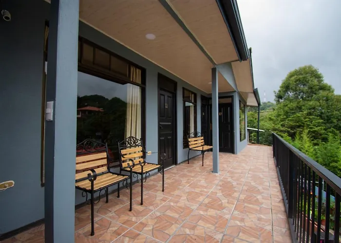 Cabinas Eddy B&B