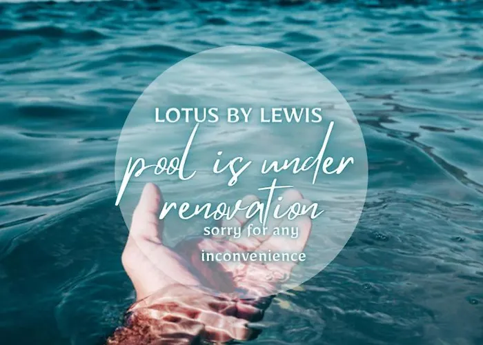 Lotus By Lewis Hotel