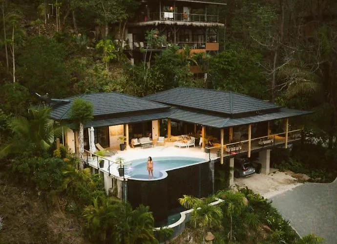 Selva Resort Ocean View Luxury Villas