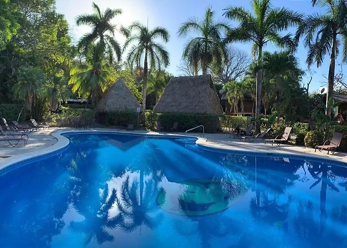 Mal Pais Surf Camp