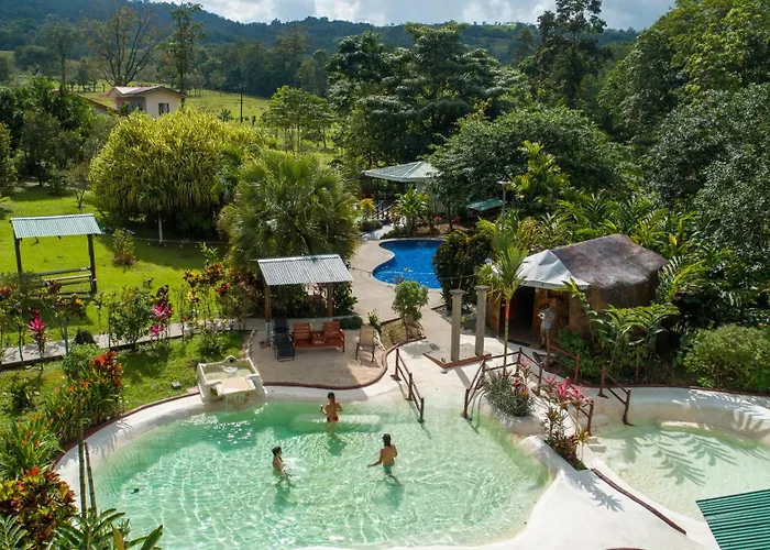 Hotel & Hot Springs Sueno Dorado