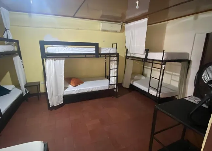 Hostel Pura Vida En Liberia