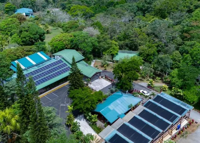 Avita Lodge