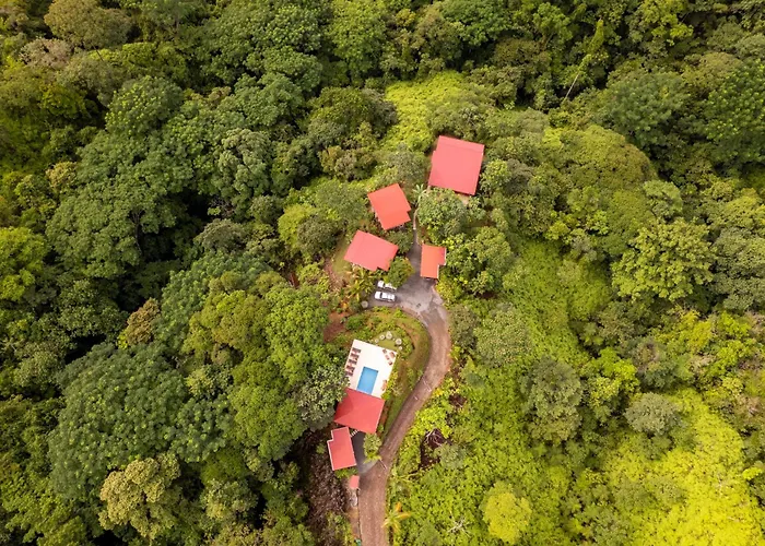 Nature\'S Edge Boutique Hotel