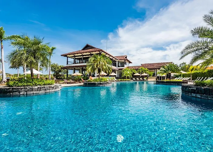Luxury Vacation Rentals At Hacienda Pinilla