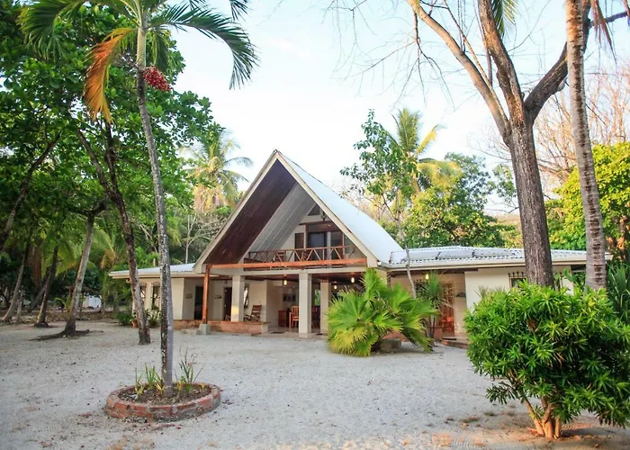 Casa Cecilia Beach Front
