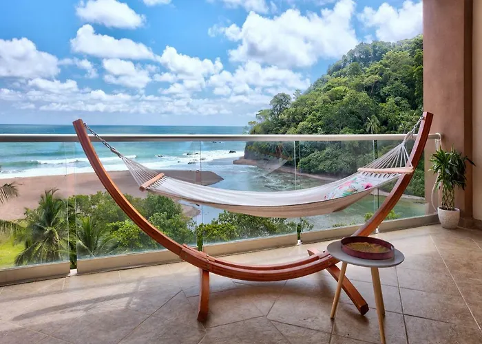 Breakwater Beachfront Condo 603