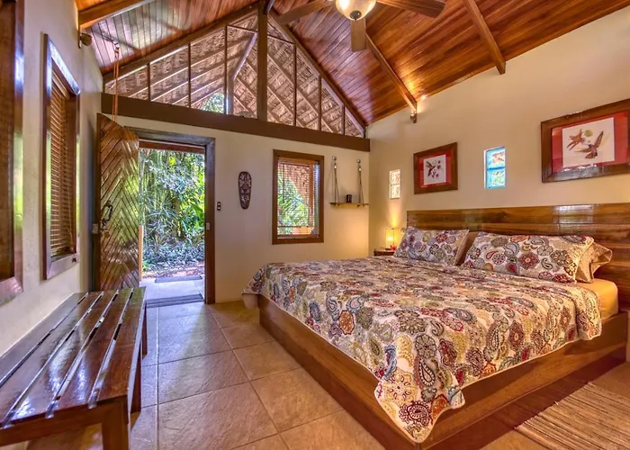 Caribe Town Bungalows