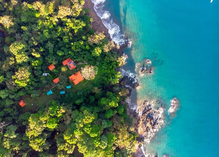 Las Caletas Lodge