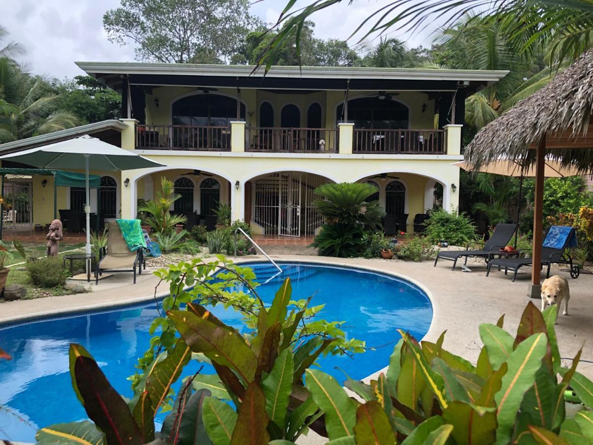 Casa Amarilla Apartment Esterillos
