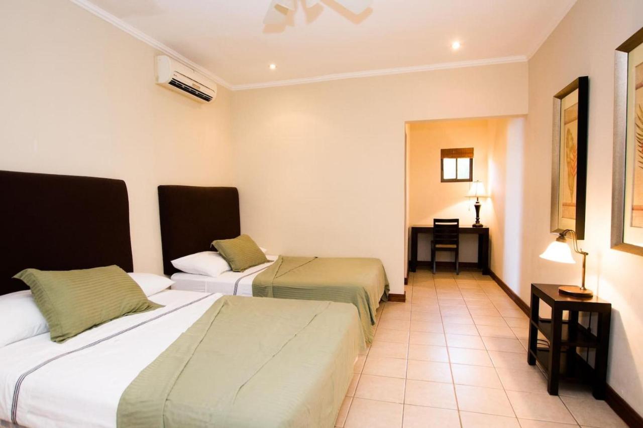 Holiday home Dazzling Ocean Views From A Bluff In Flamingo - Magnificent Inside And Out *