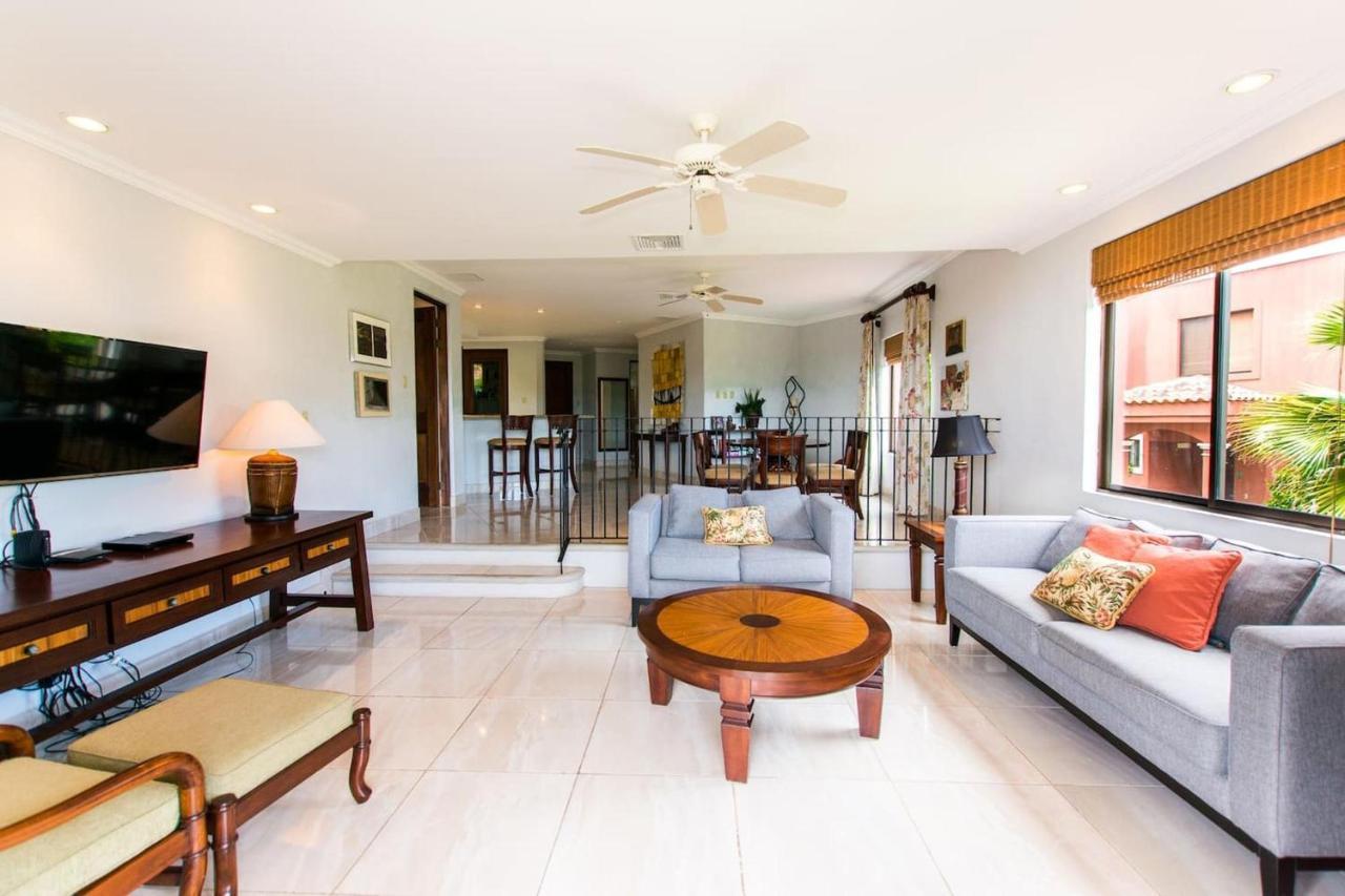 Holiday home Exclusive On Golf Course At Reserva Conchal Is Stunning Inside And Out *