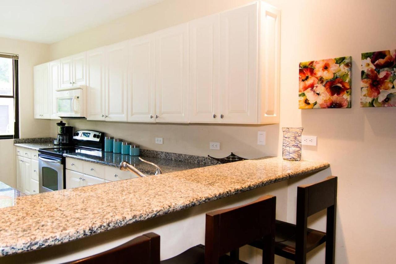 Holiday home Ground-floor Unit, Terrace With Direct Access To Pool In Coco
