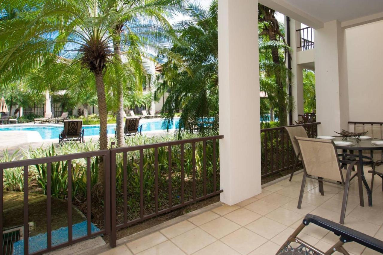 Holiday home Ground-floor Unit, Terrace With Direct Access To Pool In