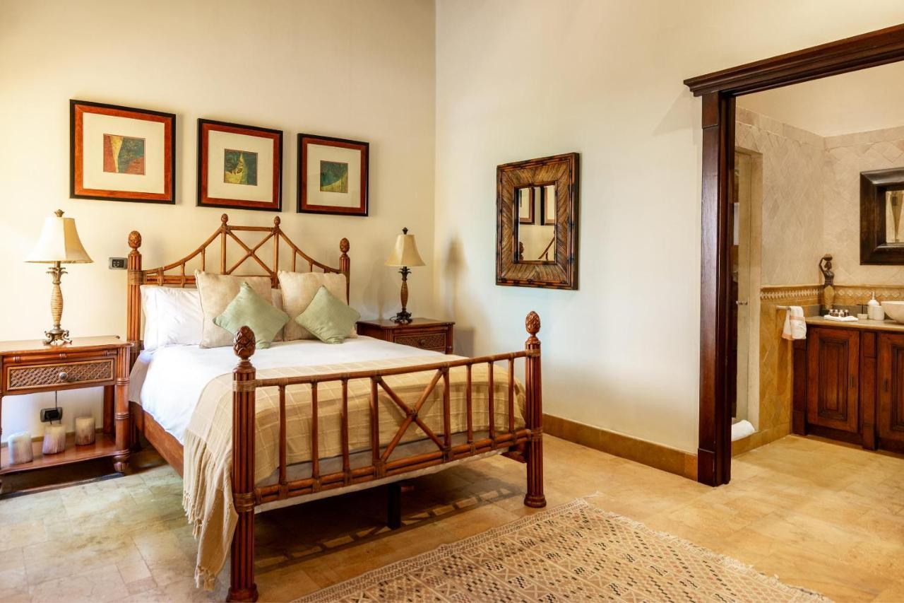 Mediterranean-style Flamingo Mansion Offers The Ultimate In Beachfront Luxury Holiday home *