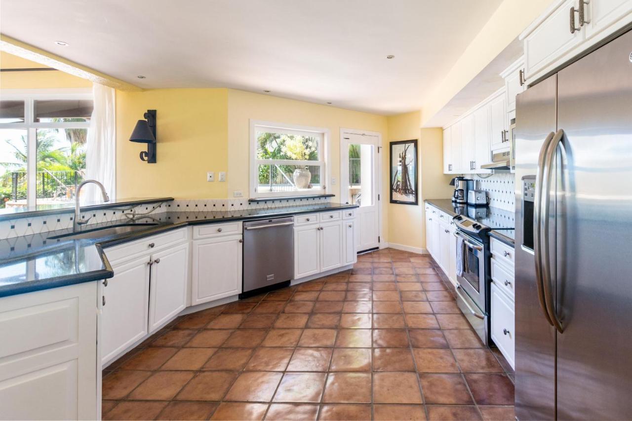 Luxury Flamingo With Ocean View Sleeps 10 - Walking Distance From * Playa Flamingo