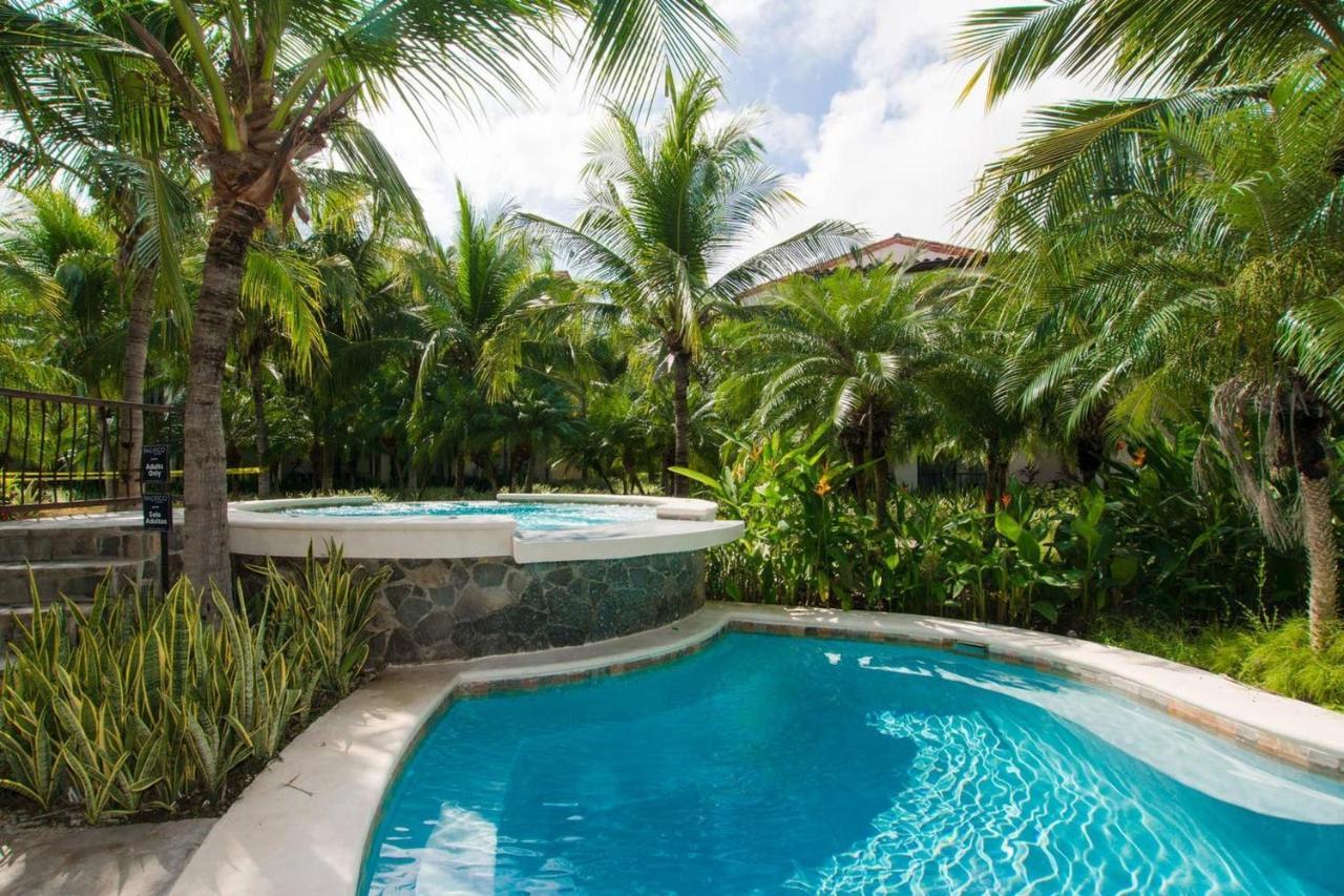 Impressively Designed And Decorated 3rd-floor Space Overlooking Pool In *