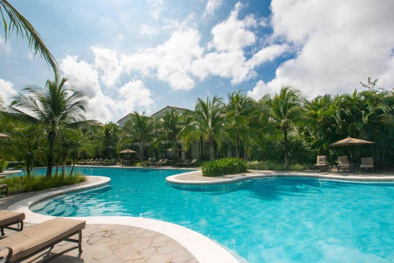 Classy Artsy Ocean-view Unit Near Pool At Pacifico In Sleeps 6 Holiday home *
