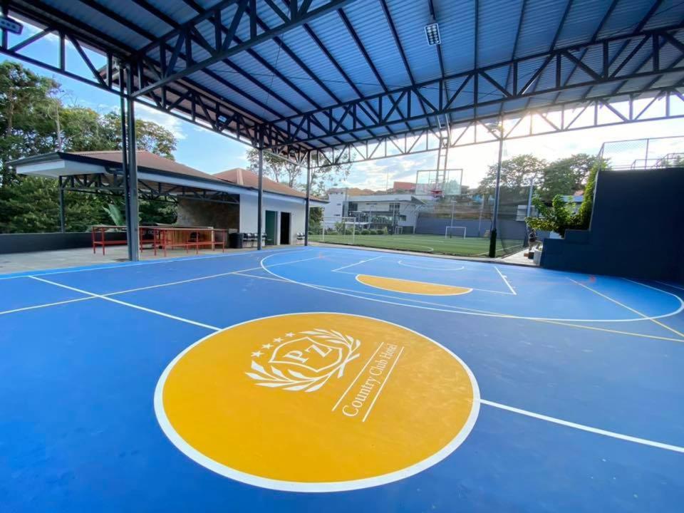 Hotel Pz Country Club & Conference Center 4*