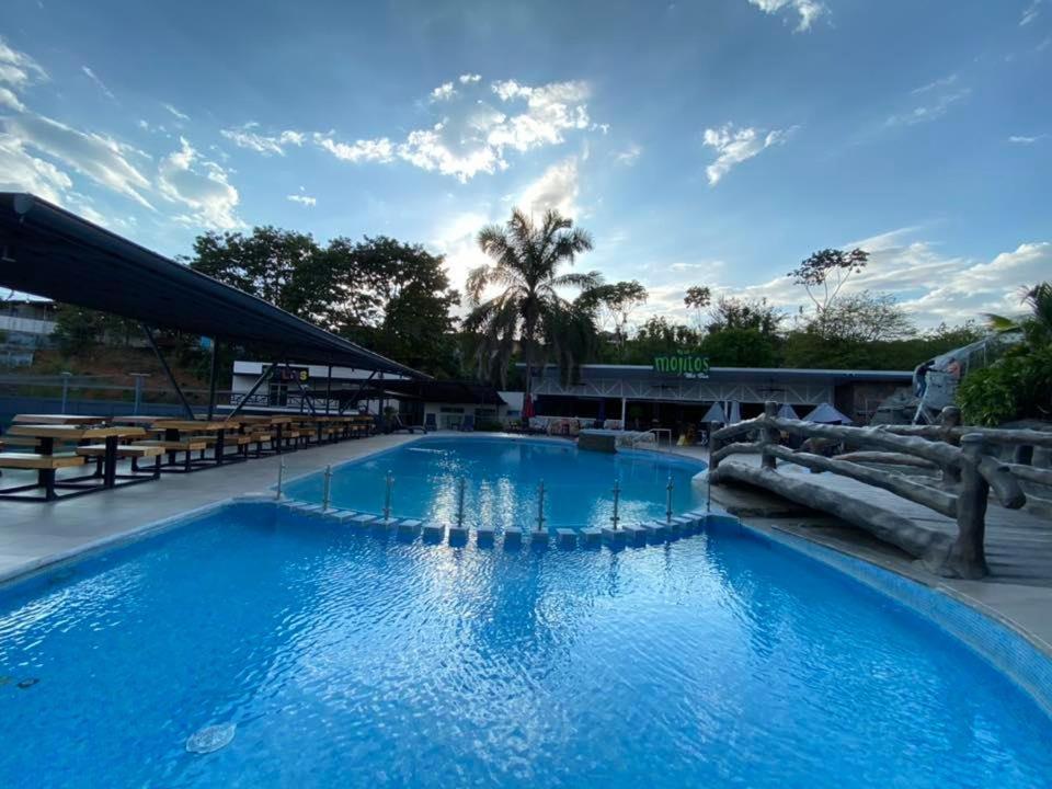 Pz Country Club & Conference Center 4*