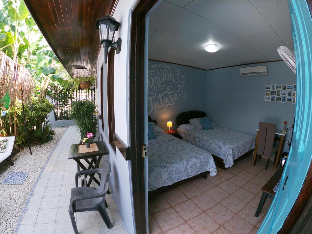 Perico Azul & Surf Camp Hotel Jaco