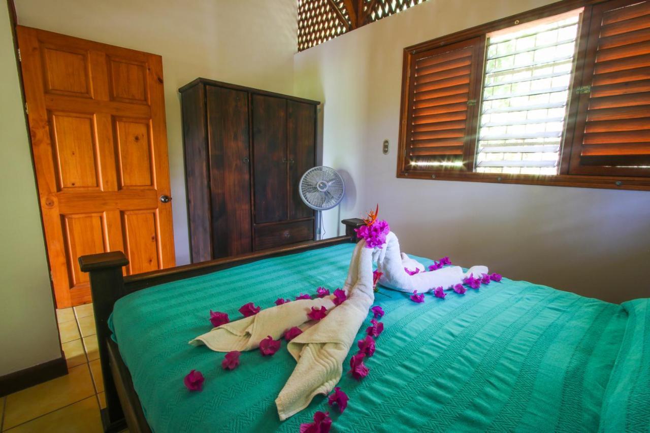Hotel Oasis Mal Pais Nicoya