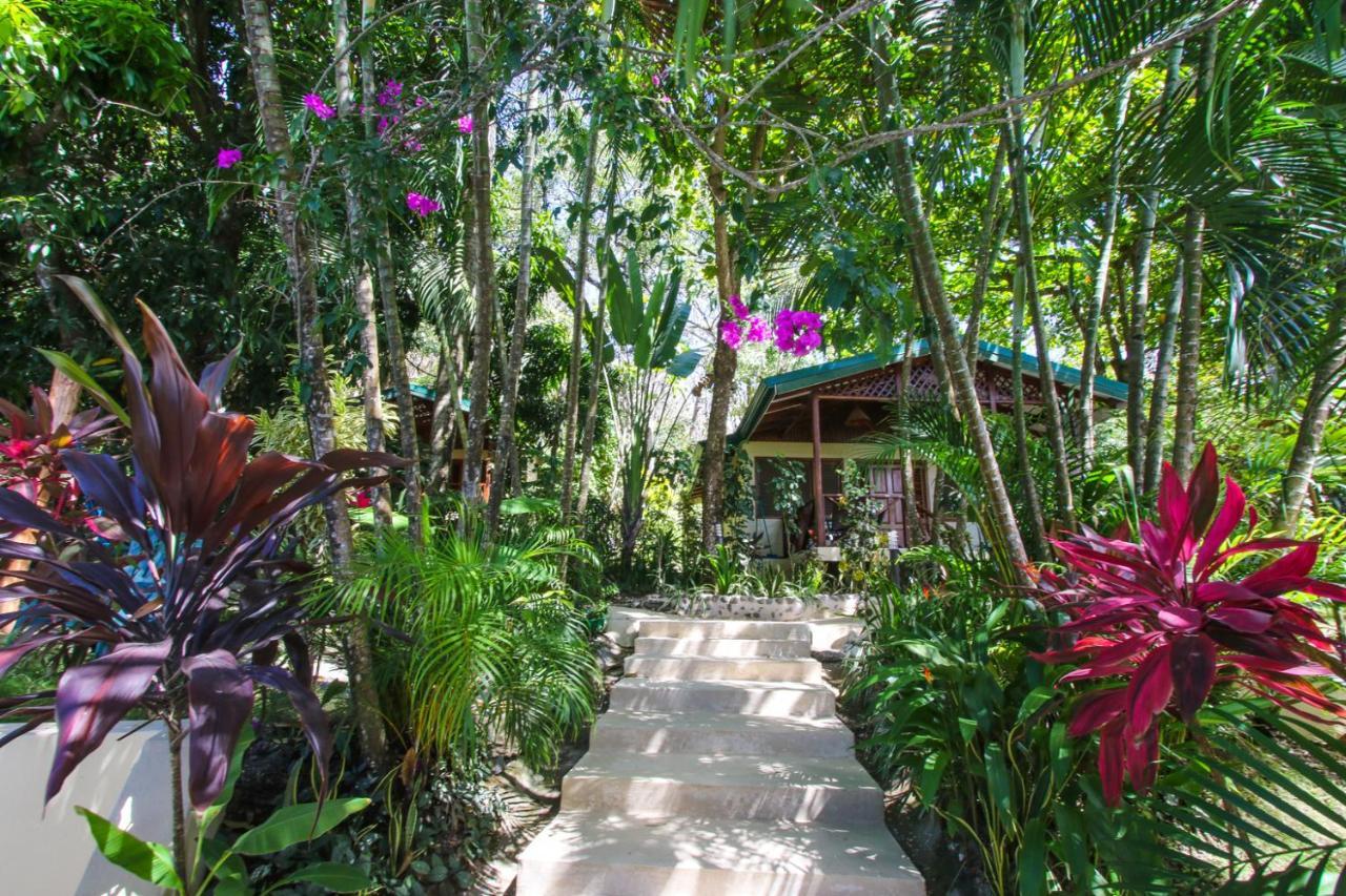 Oasis Mal Pais Hotel
