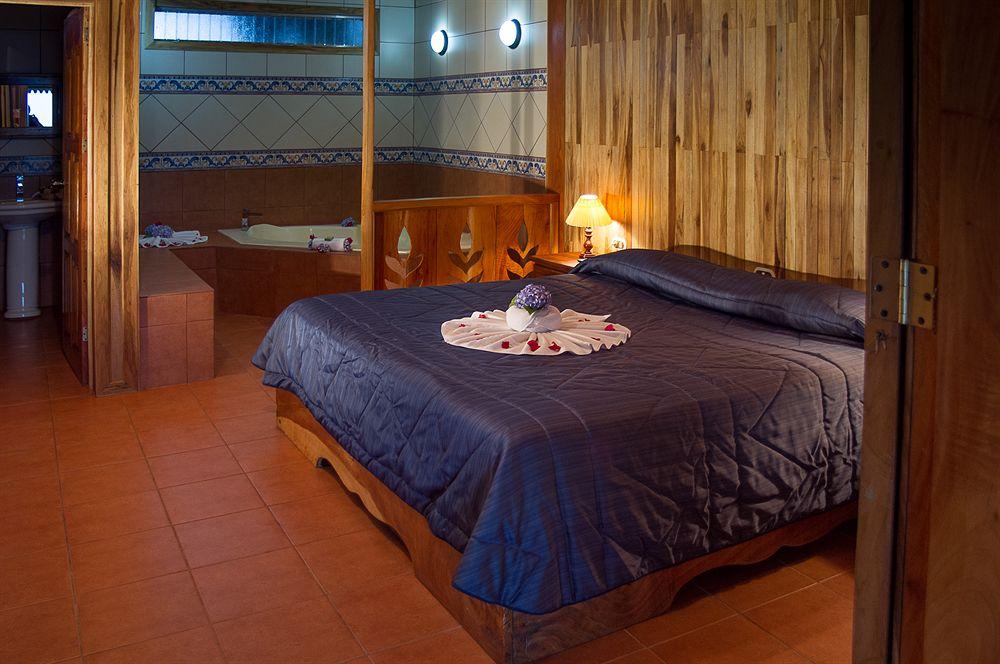 Hotel Heliconia -