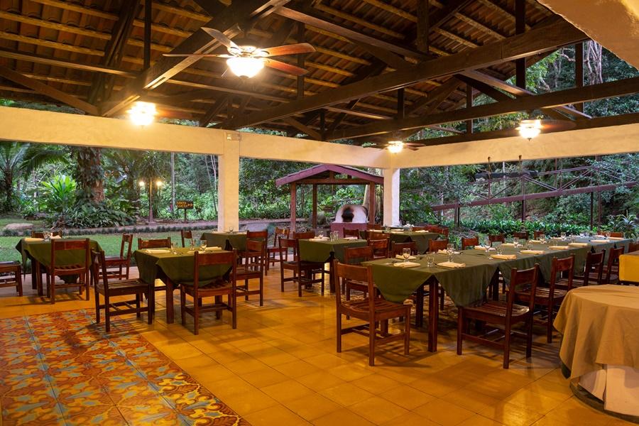 Lapas Jungle Village