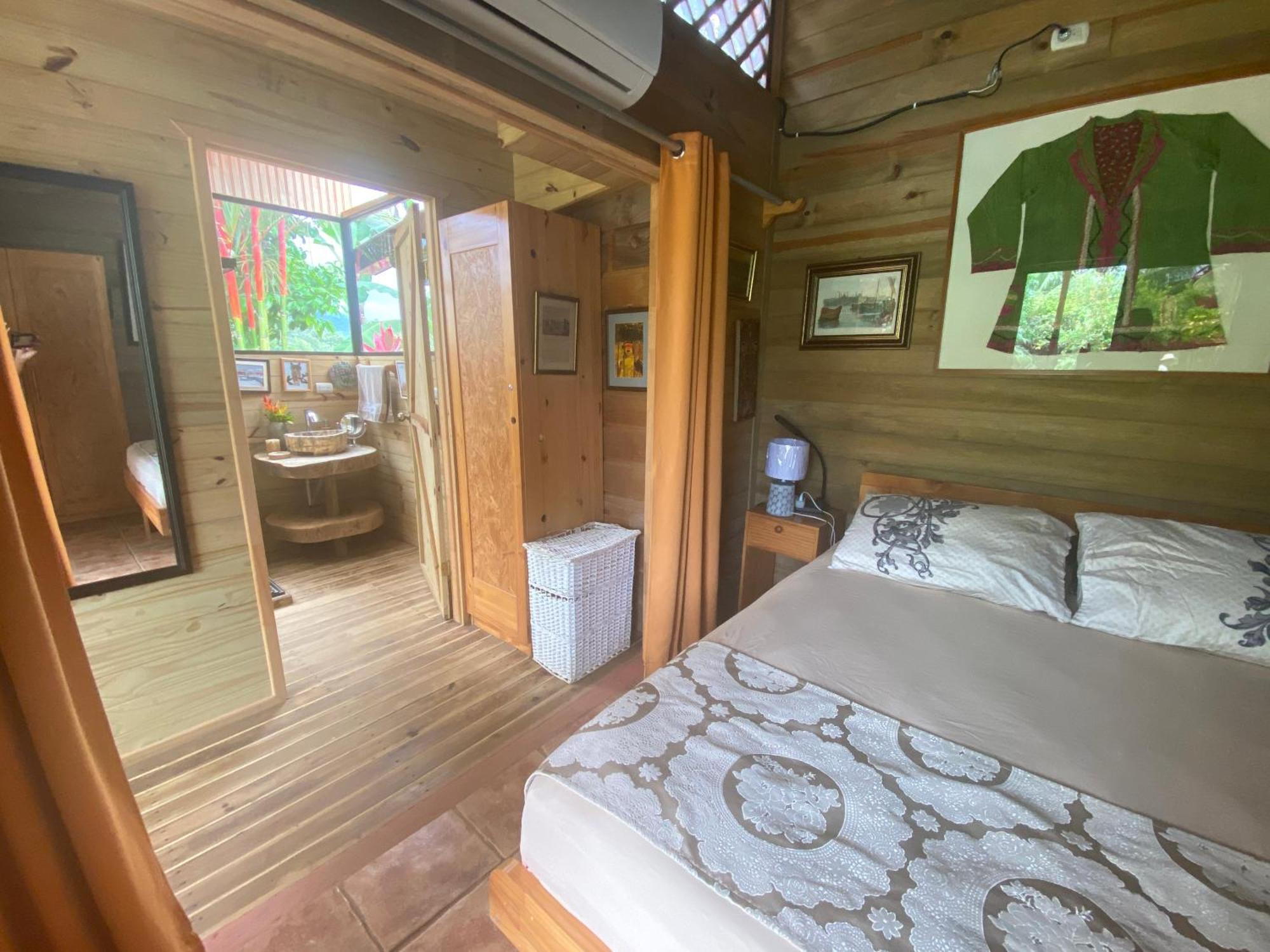 Holiday home Oasis Retreat With And Uvita