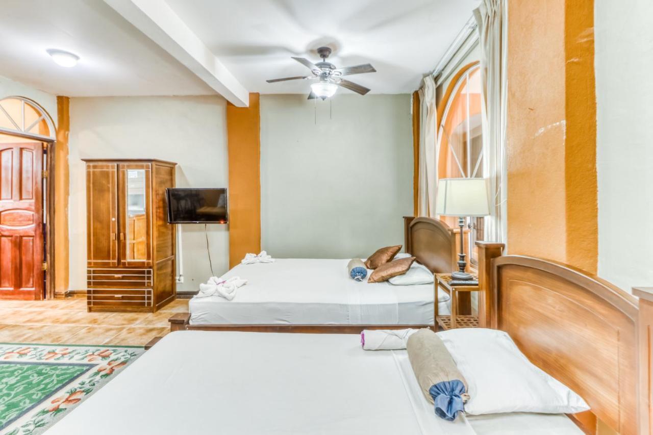 Jinesta Conchal Hotel