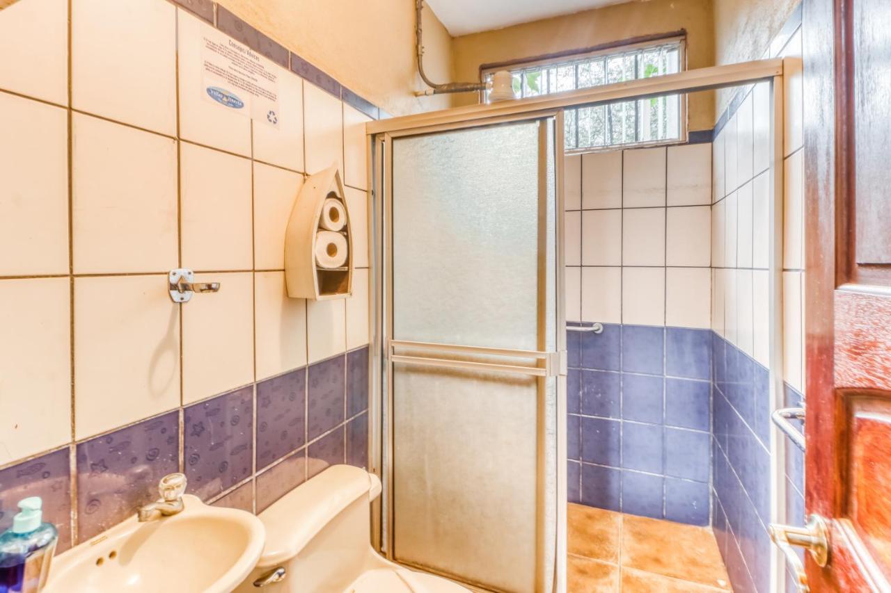 Jinesta Conchal Hotel