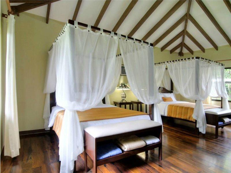 Manatus Hotel 4*