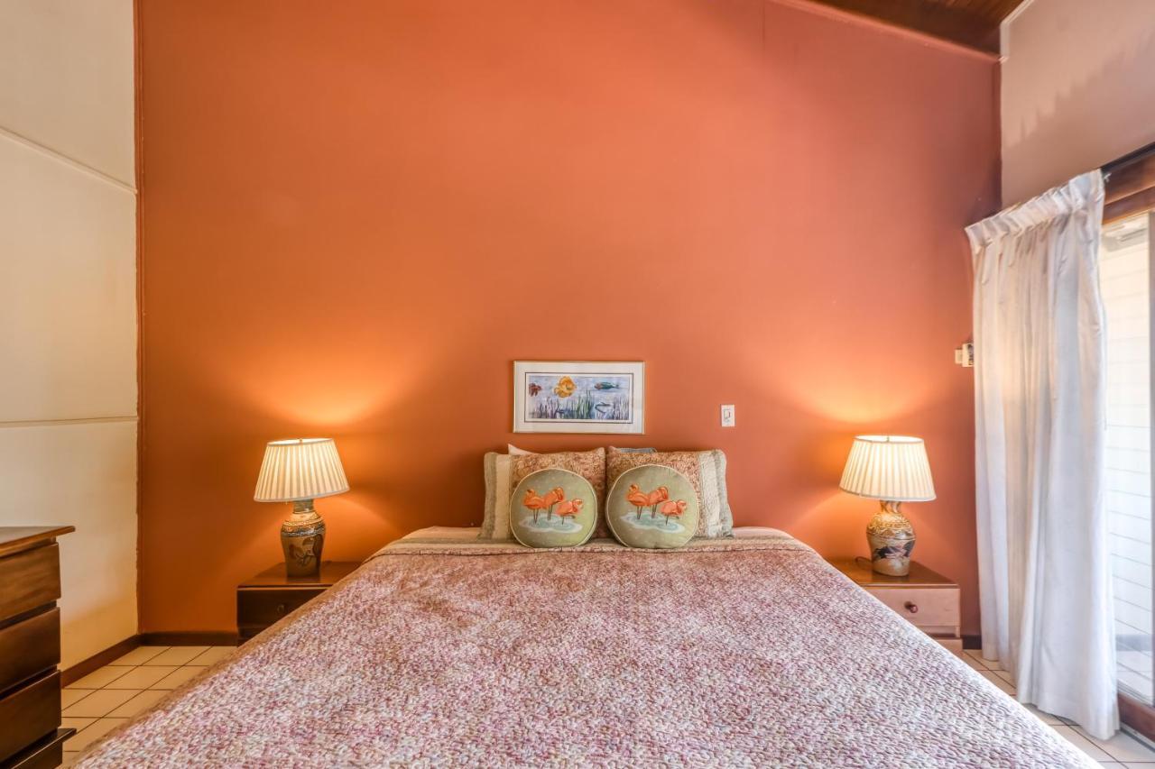 Flamingo #12 Villa