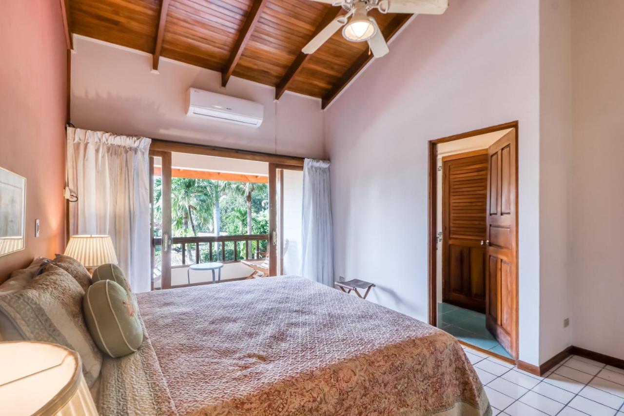 Villa Flamingo #12 *