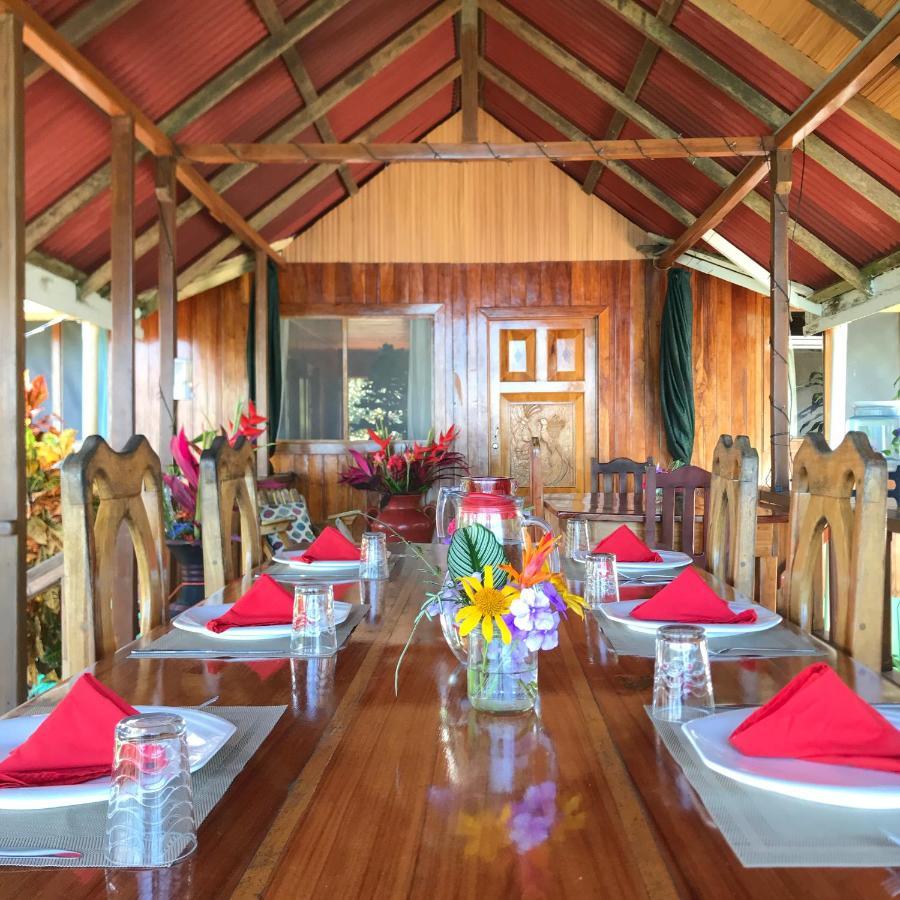 Casa Horizontes Corcovado Bed & Breakfast 2*