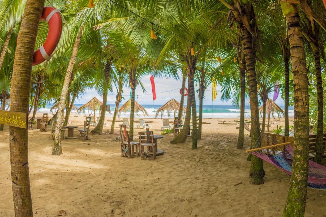 Hostel Playa 506 Beachfront *