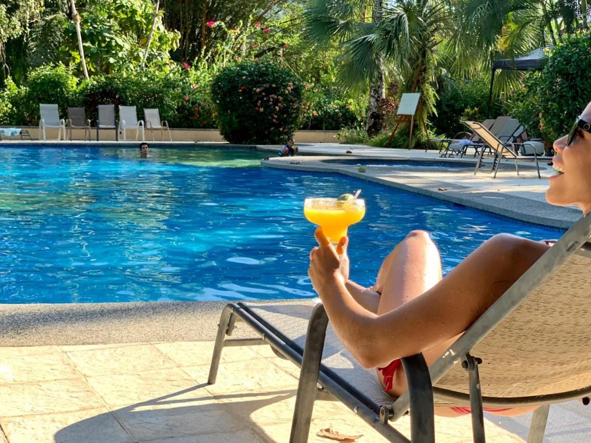 Hotel Docelunas Jaco