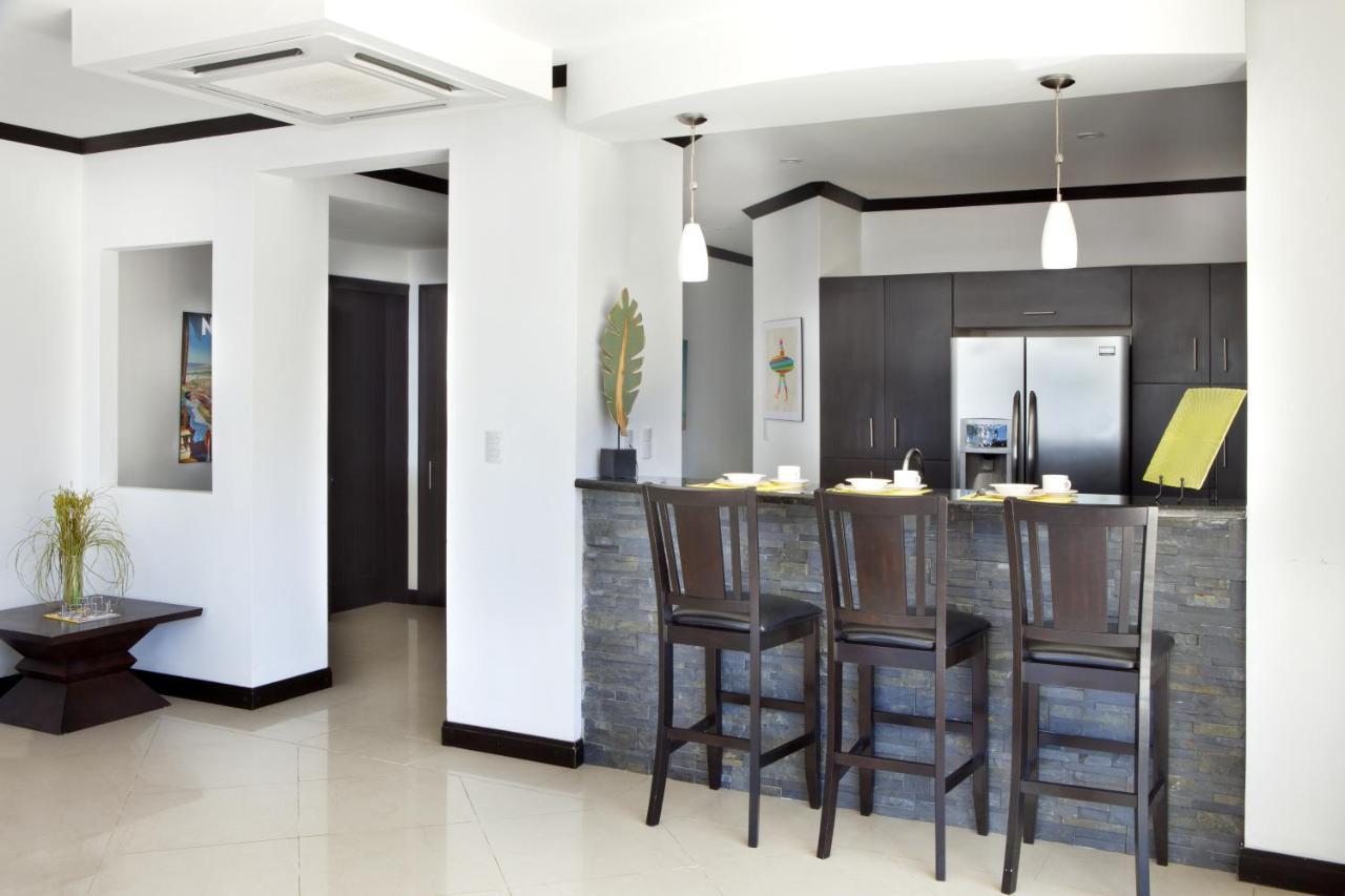 In At Diamante Del Sol Aparthotel