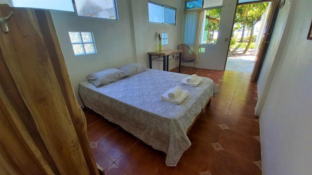 Pura Natura Beachfront Guest house