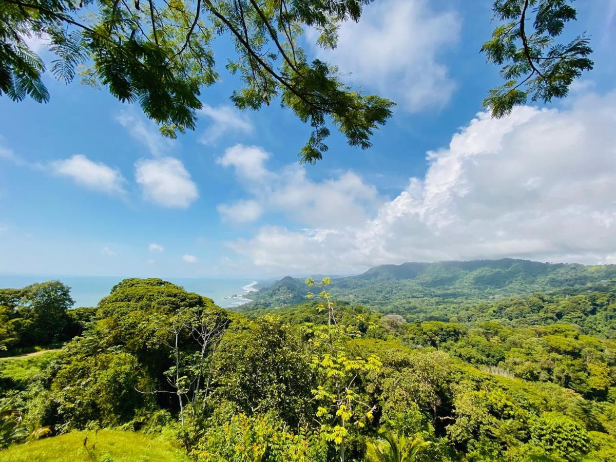 Pacific Edge Eco Bed & Breakfast Dominical