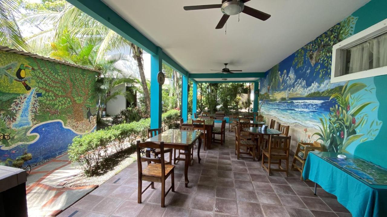 Hotel La Jungle 2*