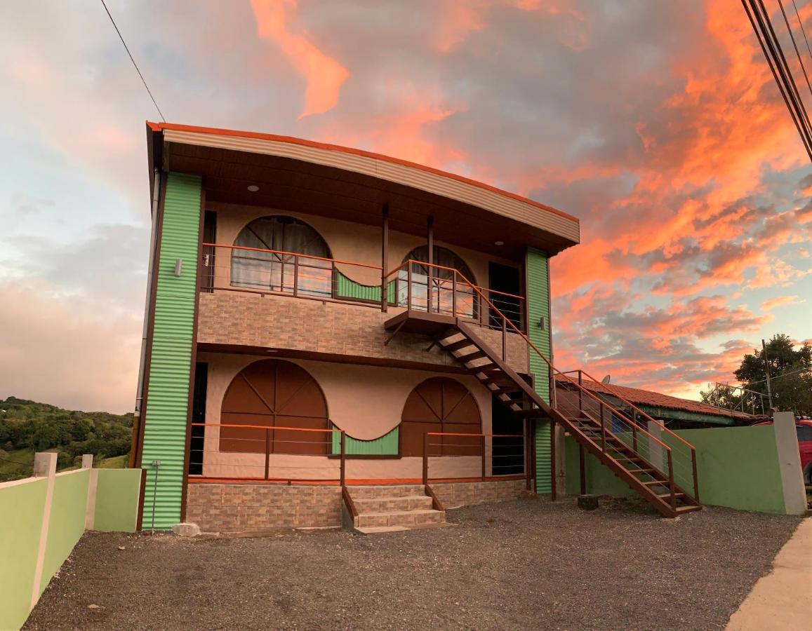 Hostel Cabinas Vista Al Golffo