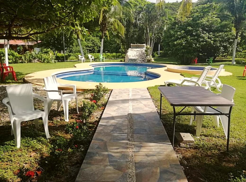 Hacienda Del Sol *