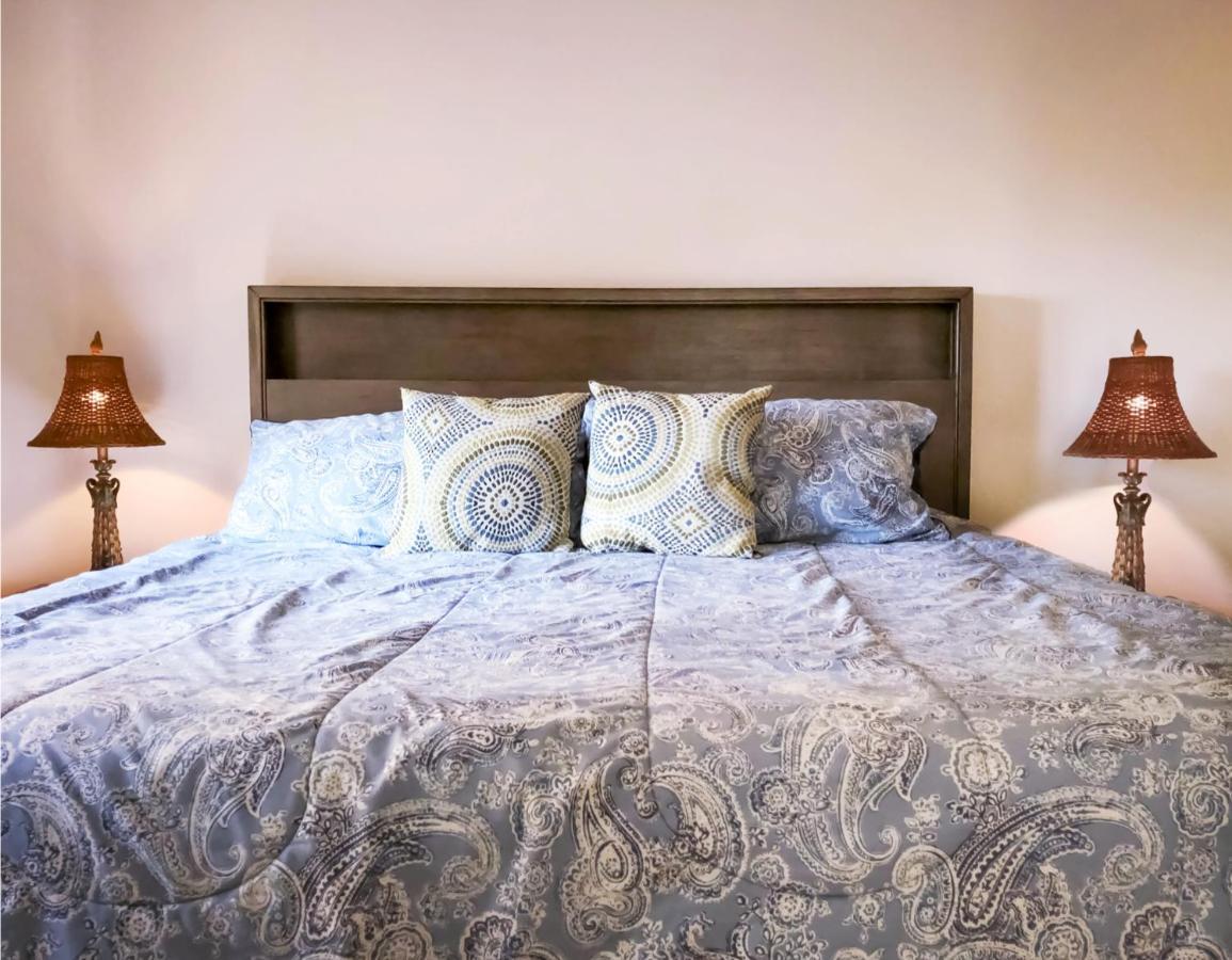 Sunrise #26 Priced 2br -ideal Location - Views *