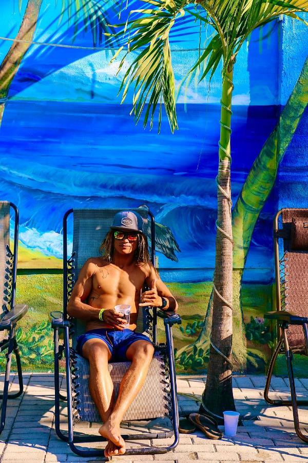 Blue Iguana Hotel
